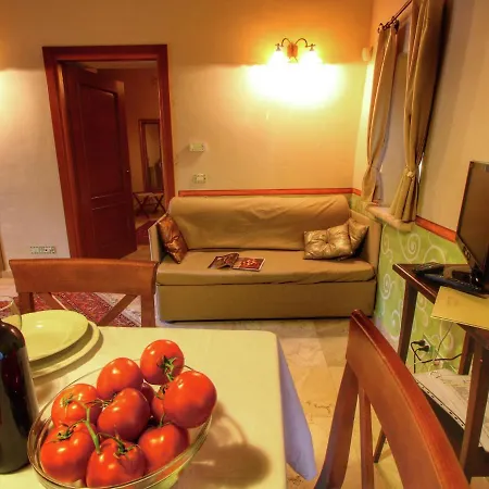 An Authentic Water Mill With Elegant Apartments. Casa vacanze Rapolano Terme